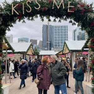 Meet your Posher, Sandy